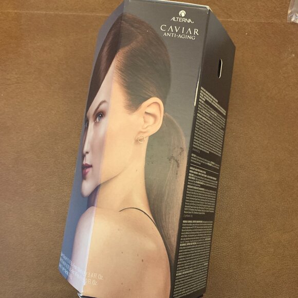 Alterna Caviar Anti-aging Boxed Styling Set: 5 Full Size Products - Picture 2 of 4